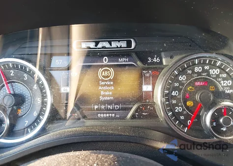 2020 Ram 1500 Big Horn 4X4 5'7 Box z USA, uszkodzony, nr VIN 1C6SRFFT6LN203833